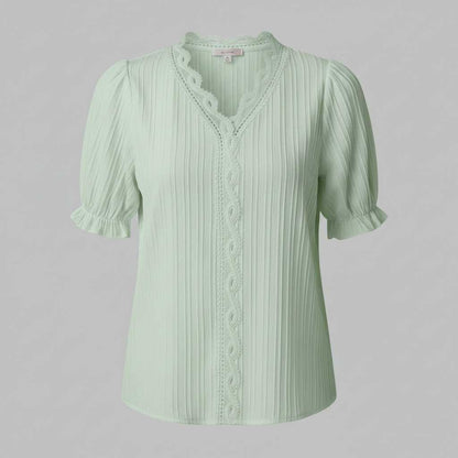 Astrid | Elegant Sommarblus med Puffärmar i Spets